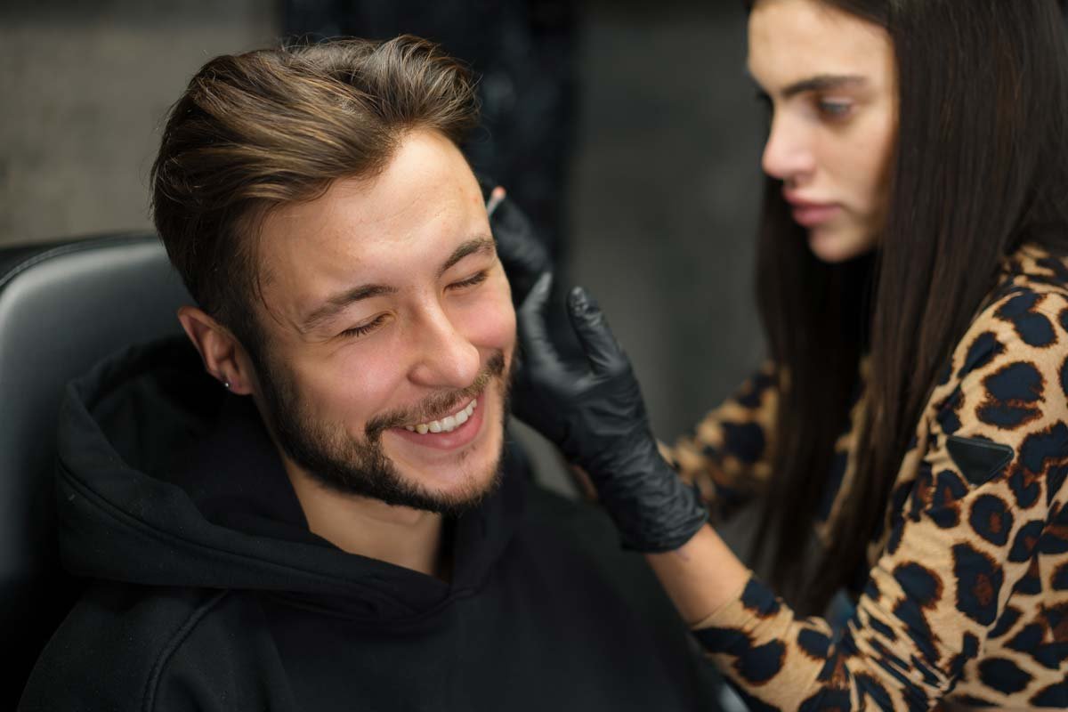 piercing-stechen-mann